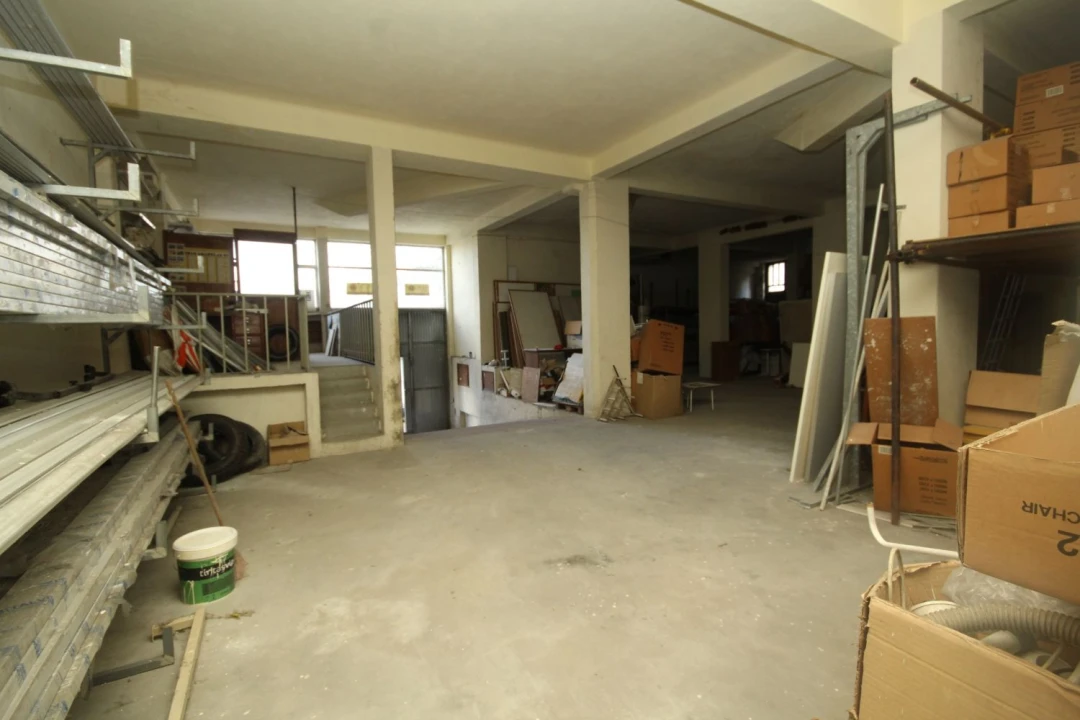 Loja para Venda em Algés, Linda-A-Velha e Cruz Quebrada-Dafundo Foto 6