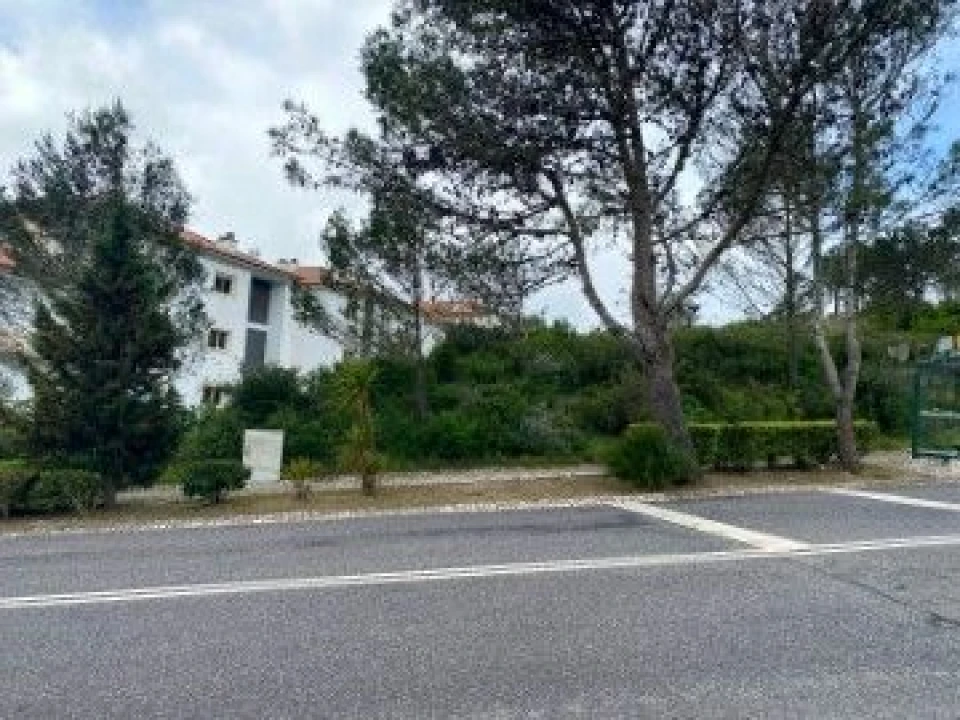Terreno para Venda em Queluz e Belas Foto 4