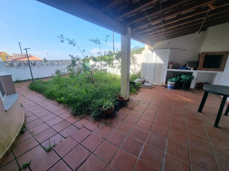 Moradia T6 para Venda em Santiago do Cacém, Santa Cruz e São Bartolomeu da Serra Foto 6