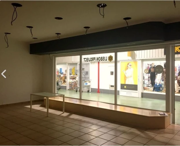 Loja para Venda em Samora Correia Foto 5