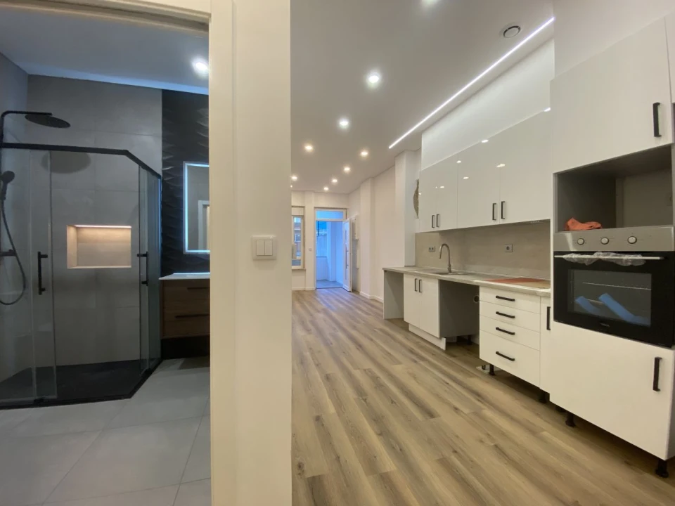 Apartamento T4 para Venda em Rio de Mouro Foto 13