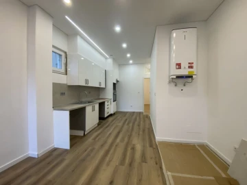 Apartamento T4 para Venda em Rio de Mouro