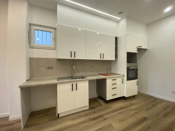 Apartamento T4 para Venda em Rio de Mouro