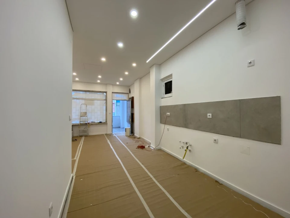 Apartamento T4 para Venda em Rio de Mouro Foto 13