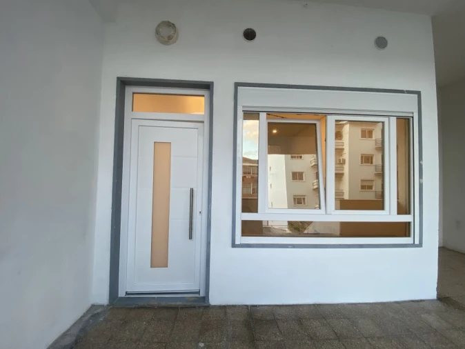 Apartamento T4 para Venda em Rio de Mouro Foto 11
