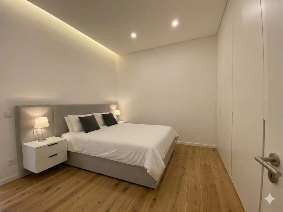 Apartamento T4 para Venda em Rio de Mouro Foto 17
