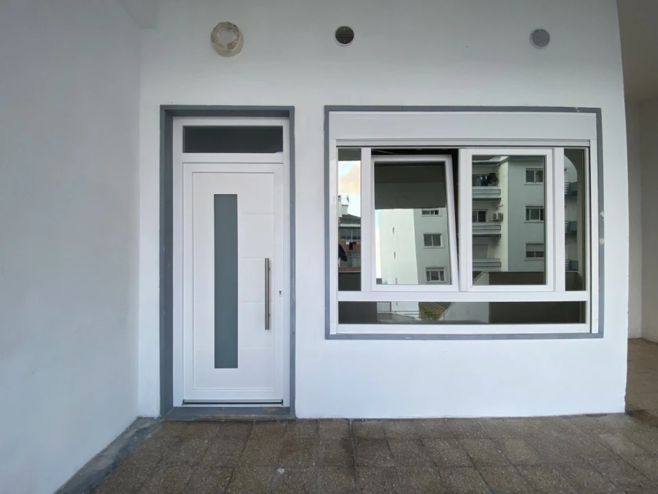 Apartamento T4 para Venda em Rio de Mouro Foto 21
