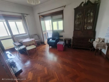 Apartamento T4 para Venda em Arroios