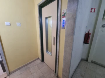 Apartamento T4 para Venda em Arroios