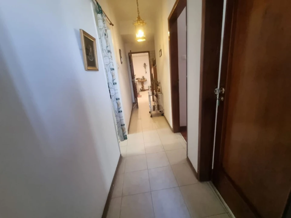 Apartamento T4 para Venda em Arroios Foto 13