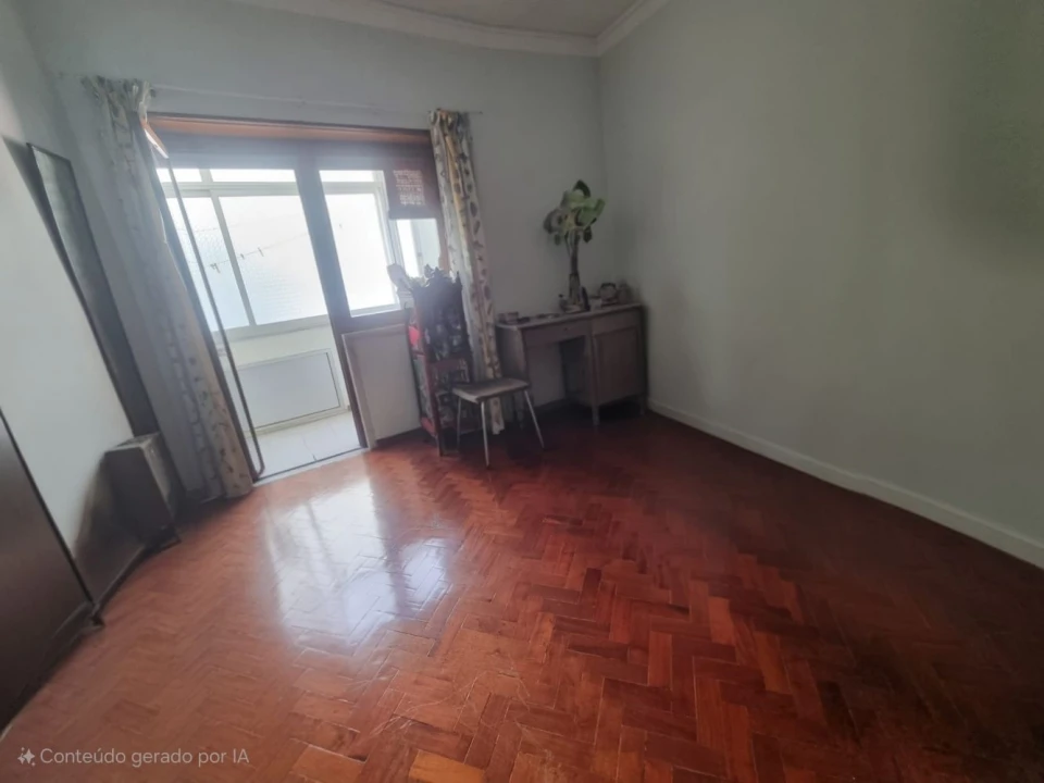 Apartamento T4 para Venda em Arroios Foto 30