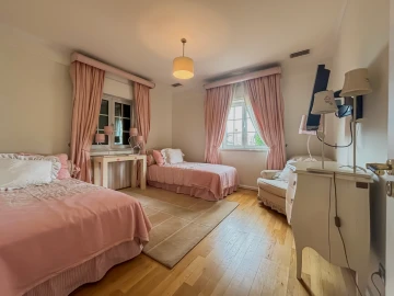 Moradia T7 para Venda em Alvalade