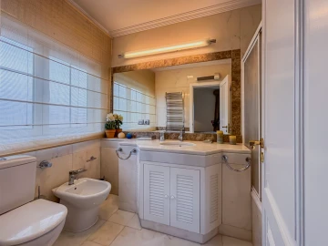 Moradia T7 para Venda em Alvalade