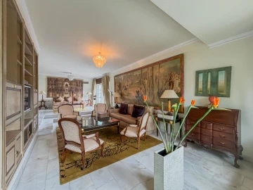 Moradia T7 para Venda em Alvalade