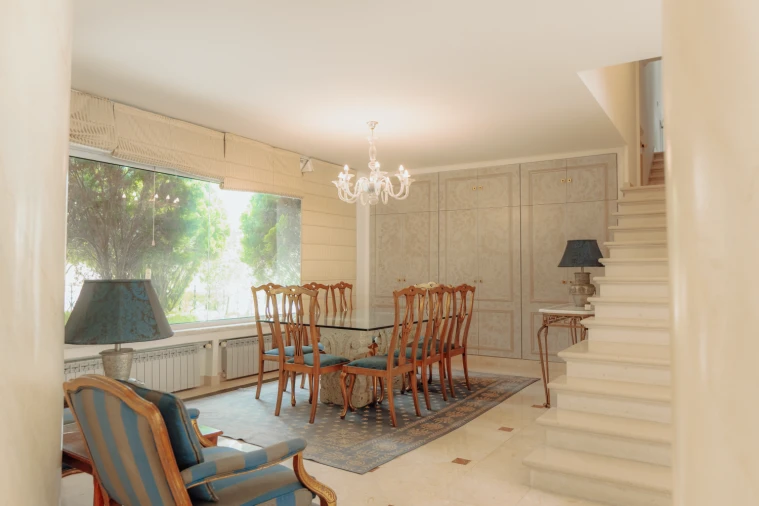 Moradia T7 para Venda em Alvalade Foto 2