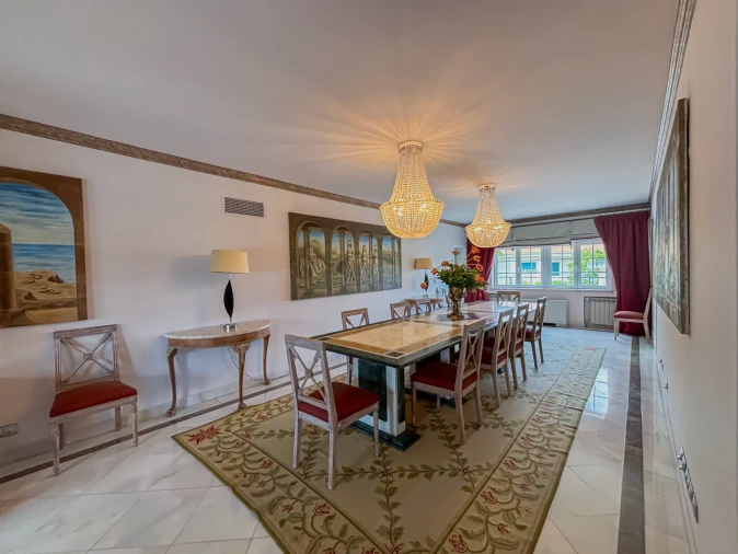 Moradia T7 para Venda em Alvalade Foto 4