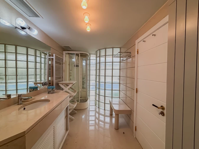 Moradia T7 para Venda em Alvalade Foto 27