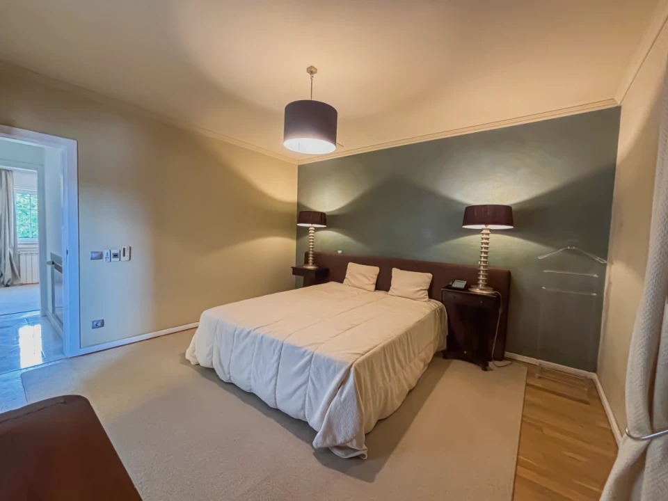 Moradia T7 para Venda em Alvalade Foto 23