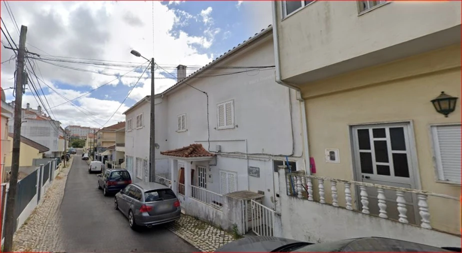 Moradia T5 para Venda em Casal de Cambra