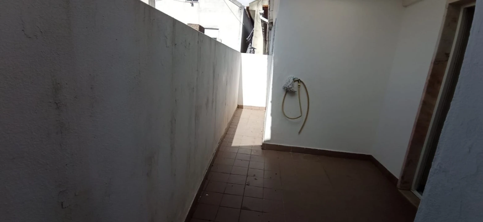 Moradia T5 para Venda em Casal de Cambra Foto 7