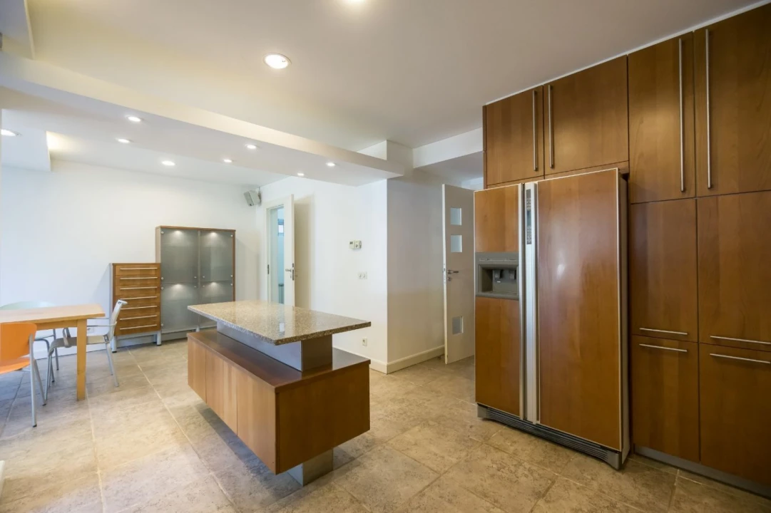 Moradia T7 para Venda em Oeiras e São Julião da Barra, Paço de Arcos e Caxias Foto 44