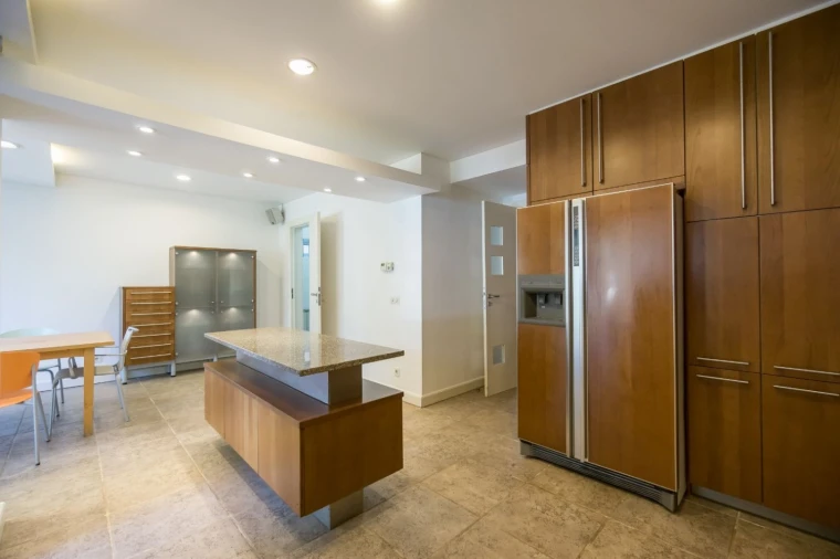 Moradia T7 para Venda em Oeiras e São Julião da Barra, Paço de Arcos e Caxias Foto 44