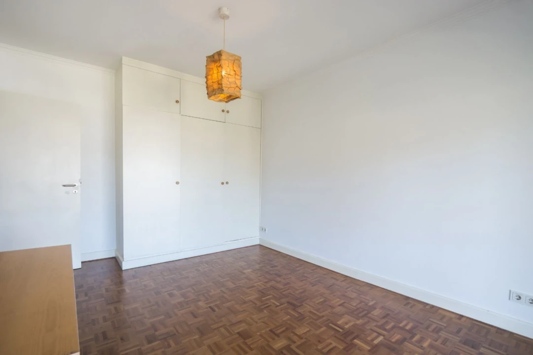 Moradia T7 para Venda em Oeiras e São Julião da Barra, Paço de Arcos e Caxias Foto 18