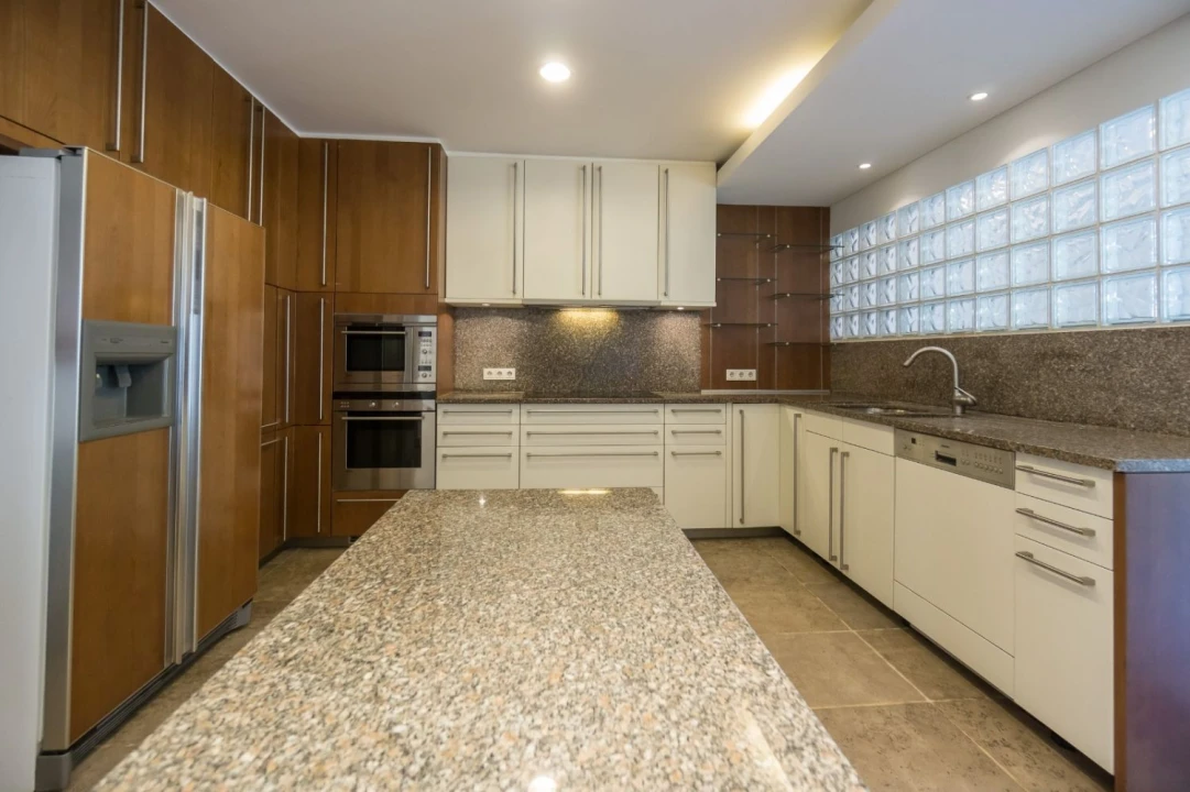 Moradia T7 para Venda em Oeiras e São Julião da Barra, Paço de Arcos e Caxias Foto 43