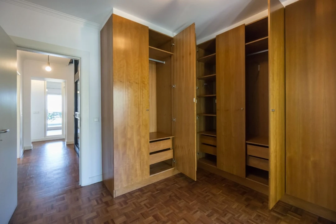 Moradia T7 para Venda em Oeiras e São Julião da Barra, Paço de Arcos e Caxias Foto 53