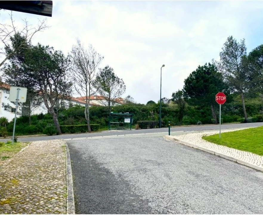 Terreno para Venda em Queluz e Belas Foto 2