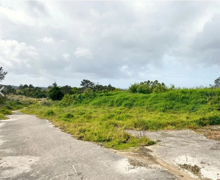 Terreno para Venda em Queluz e Belas Foto 3