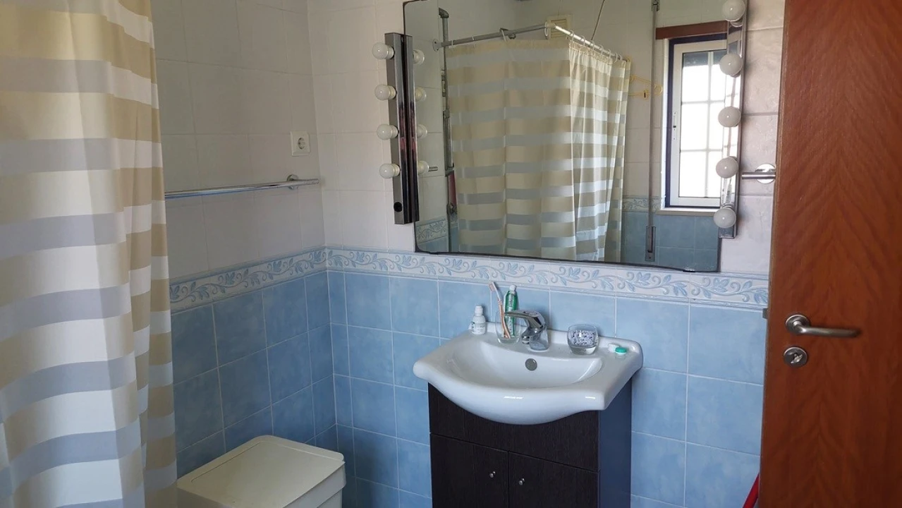 Moradia T4 para Venda em Monte Real e Carvide Foto 18