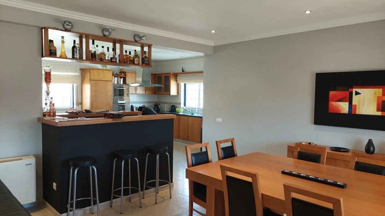 Moradia T4 para Venda em Monte Real e Carvide Foto 7