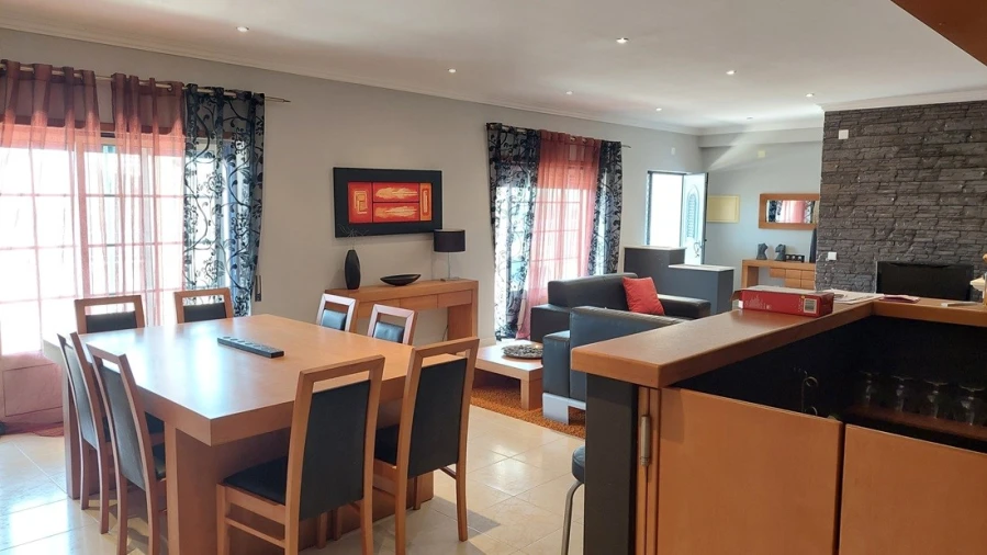 Moradia T4 para Venda em Monte Real e Carvide Foto 6