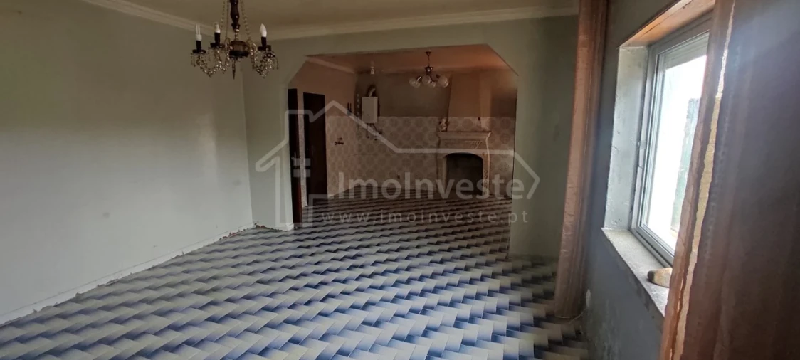 Moradia T5 para Venda em Alcains Foto 4