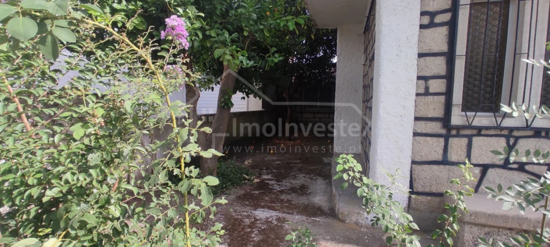 Moradia T5 para Venda em Alcains Foto 23