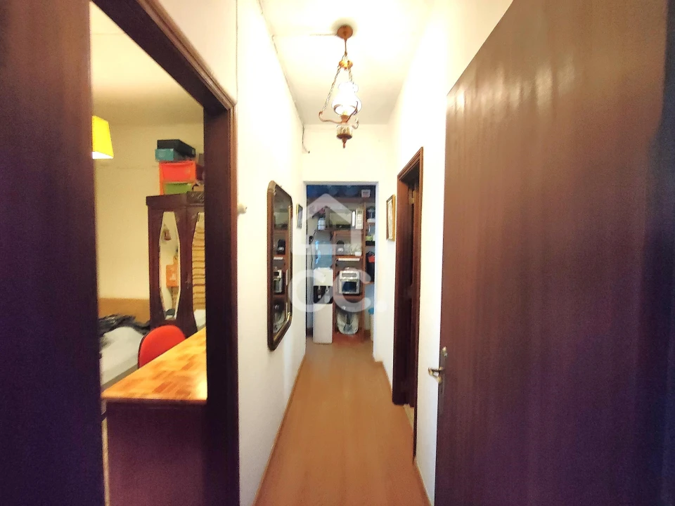 Prédio para Venda em Casal de Cambra Foto 4