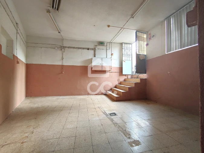 Prédio para Venda em Casal de Cambra Foto 10