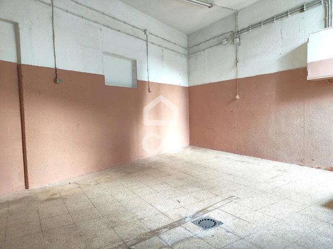 Prédio para Venda em Casal de Cambra Foto 8