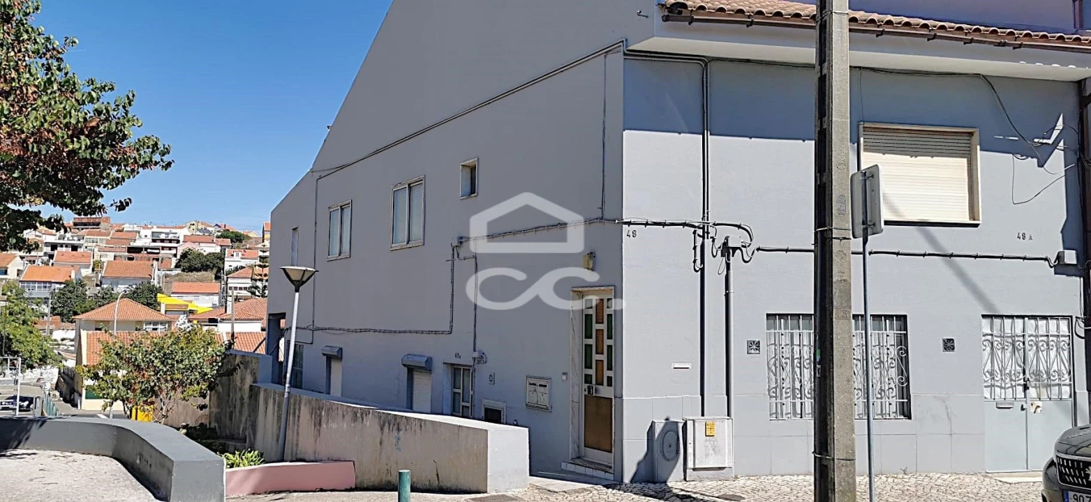 Prédio para Venda em Casal de Cambra Foto 3