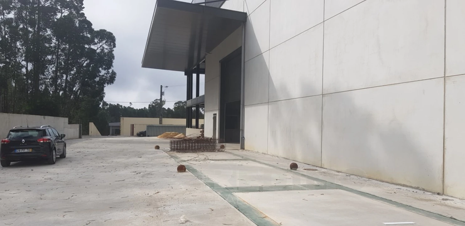 Armazém para Arrendamento em Lourosa Foto 5