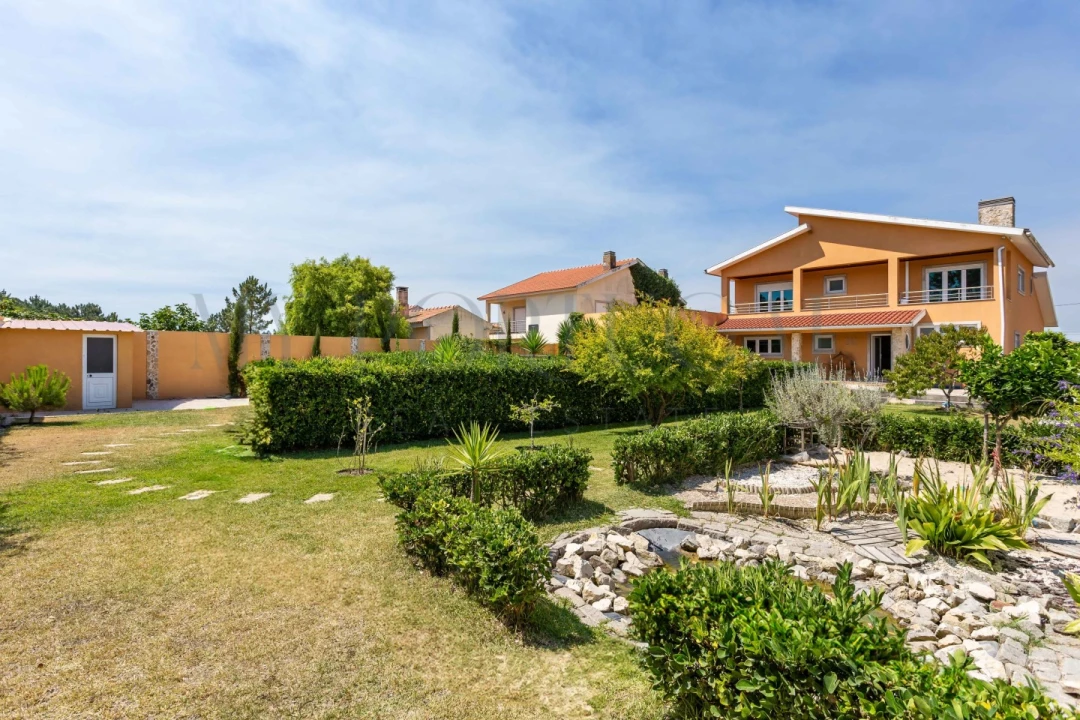 Moradia T5 para Venda em Gafanha da Encarnação Foto 31