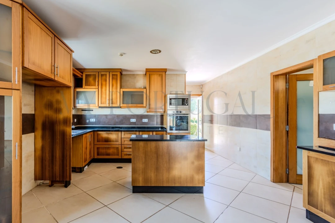 Moradia T5 para Venda em Gafanha da Encarnação Foto 8