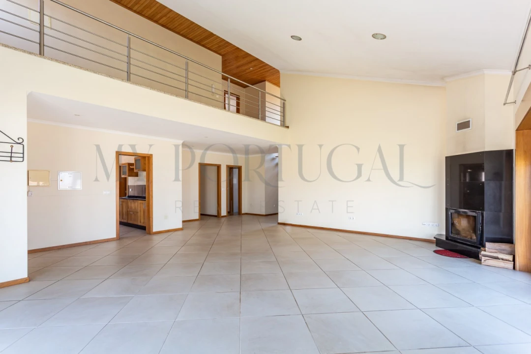 Moradia T5 para Venda em Gafanha da Encarnação Foto 2