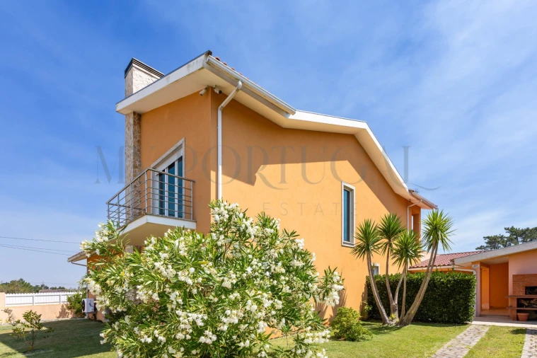 Moradia T5 para Venda em Gafanha da Encarnação Foto 32