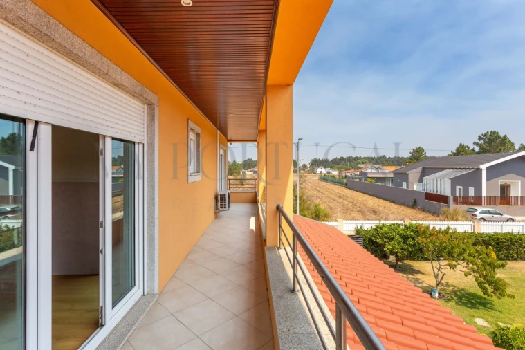 Moradia T5 para Venda em Gafanha da Encarnação Foto 28