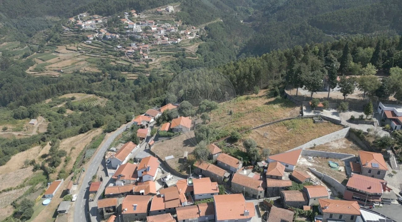 Moradia T3 para Venda em Cepelos Foto 40