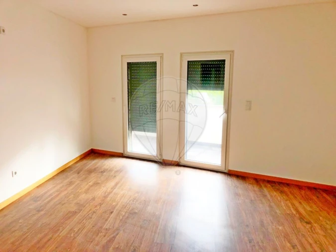 Apartamento T3 para Venda em Sapataria Foto 6