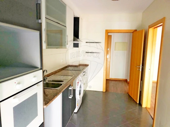 Apartamento T3 para Venda em Sapataria Foto 2
