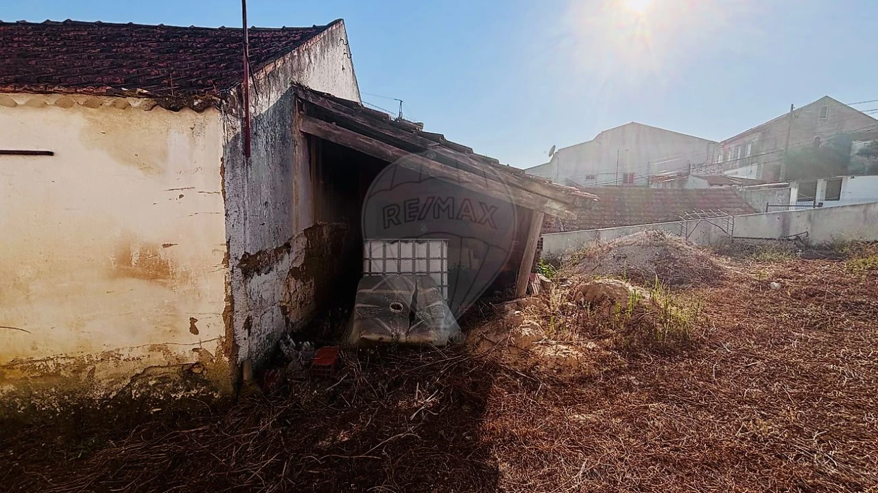 Moradia T3 para Venda em Vale do Paraiso Foto 21